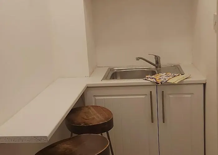 One Bed Mews, Bath , Kitchenette, Parking Beside Joyces Tower Sandycove Dublin, Ireland